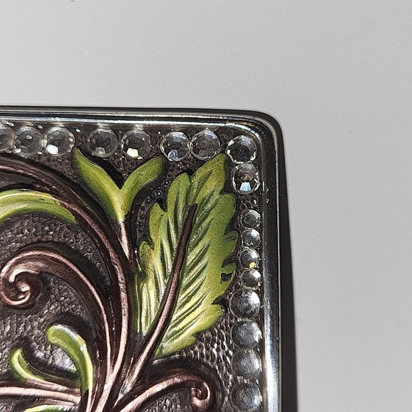 Cute Pink and Green Belt Buckle - Picture 4 of 6